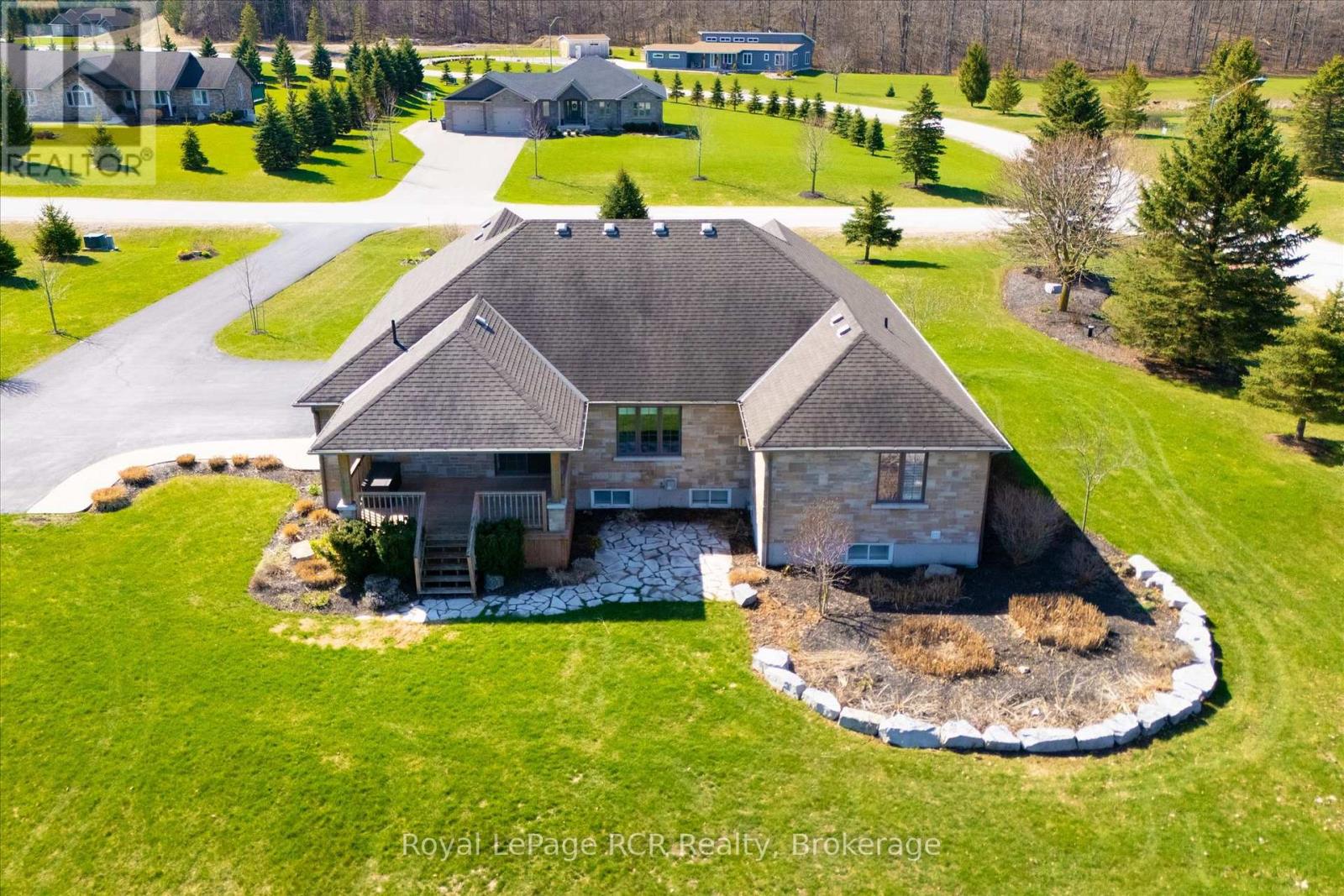 10 Sparberry Street, Southgate, Ontario  N0G 2L0 - Photo 50 - X13039722