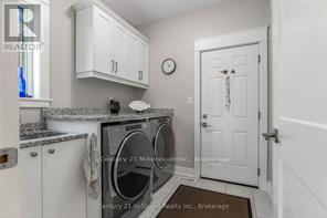 209 Snowberry Lane, Georgian Bluffs, Ontario  N0H 1S0 - Photo 28 - X13039756