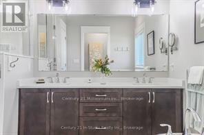 209 Snowberry Lane, Georgian Bluffs, Ontario  N0H 1S0 - Photo 34 - X13039756