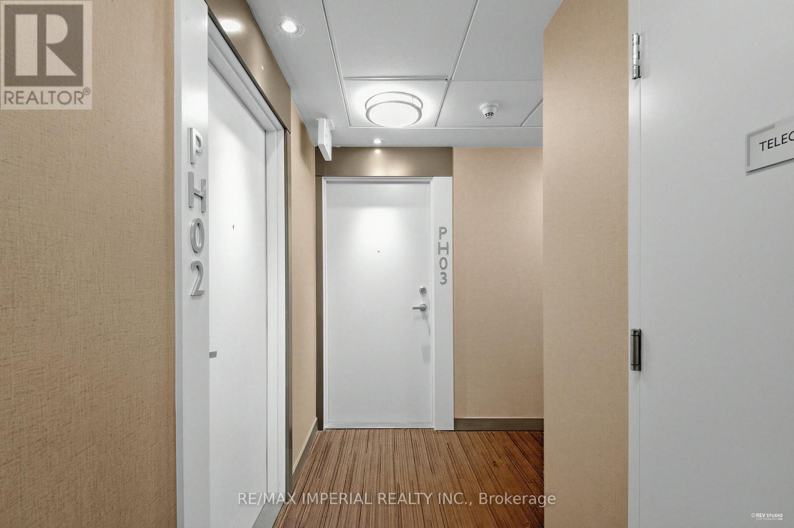 Ph03 - 15 Grenville Street, Toronto, Ontario  M4Y 0B9 - Photo 16 - C13039752