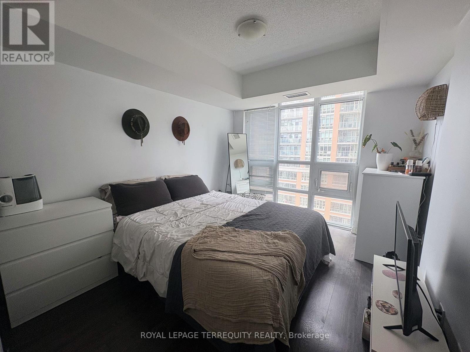 1208 - 75 E Liberty Street, Toronto, Ontario  M6K 3R3 - Photo 12 - C13039854