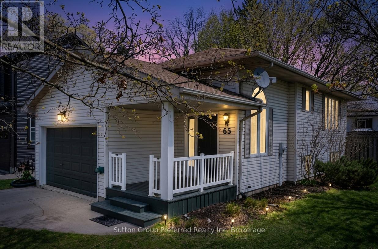 65 Hincks Street, Woodstock, Ontario  N4S 3W8 - Photo 1 - X13039862