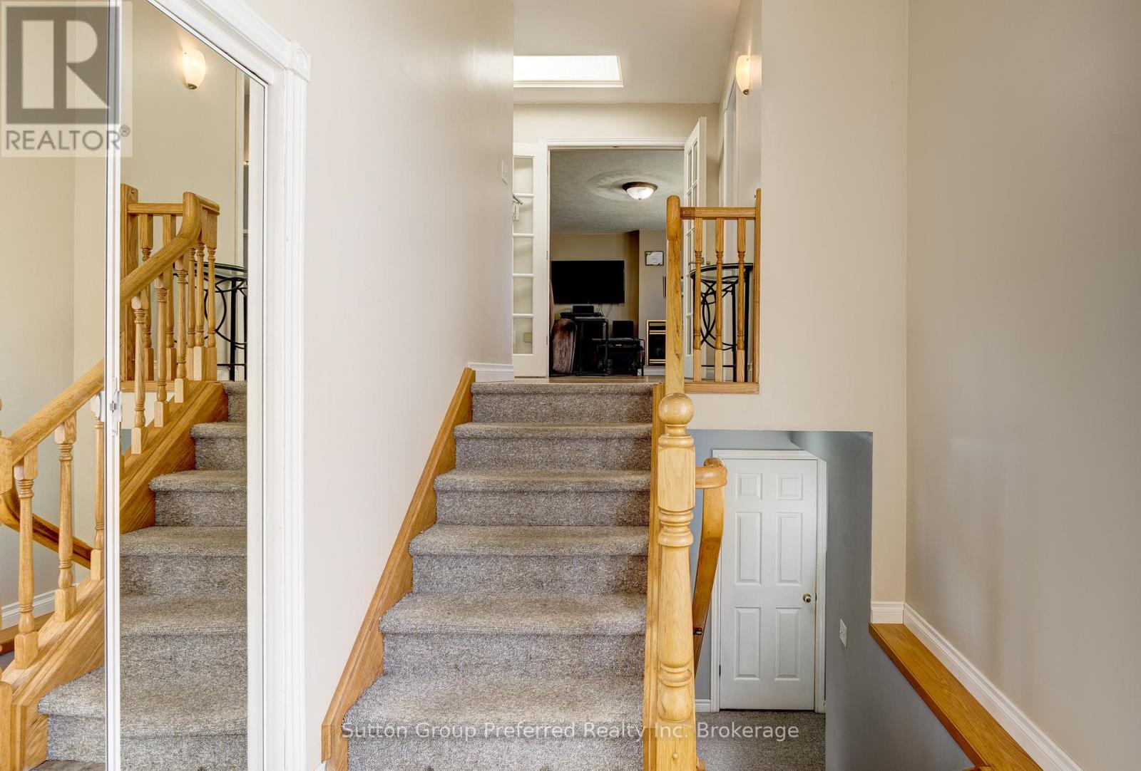 65 Hincks Street, Woodstock, Ontario  N4S 3W8 - Photo 6 - X13039862