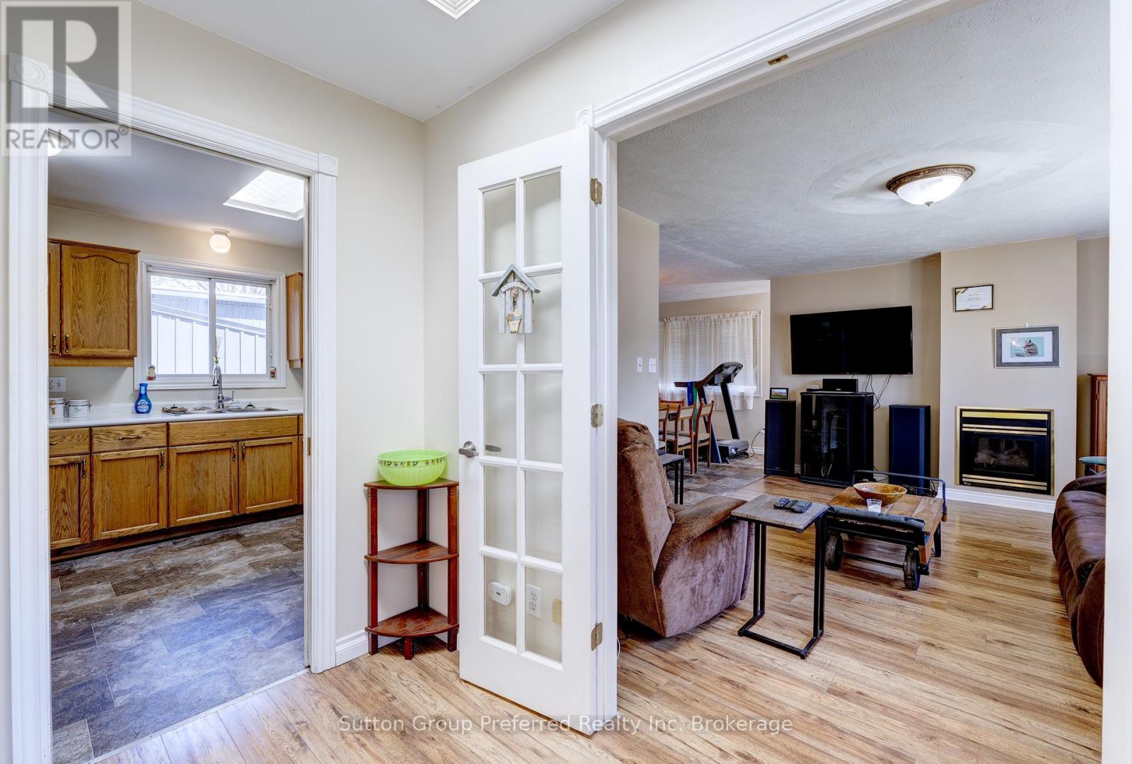 65 Hincks Street, Woodstock, Ontario  N4S 3W8 - Photo 8 - X13039862