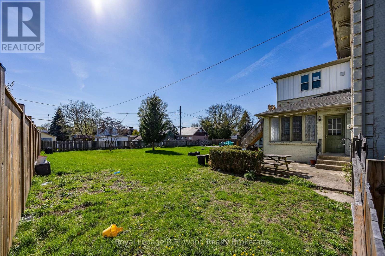 267-273 Broadway, Tillsonburg, Ontario  N4G 3S5 - Photo 6 - X13039922