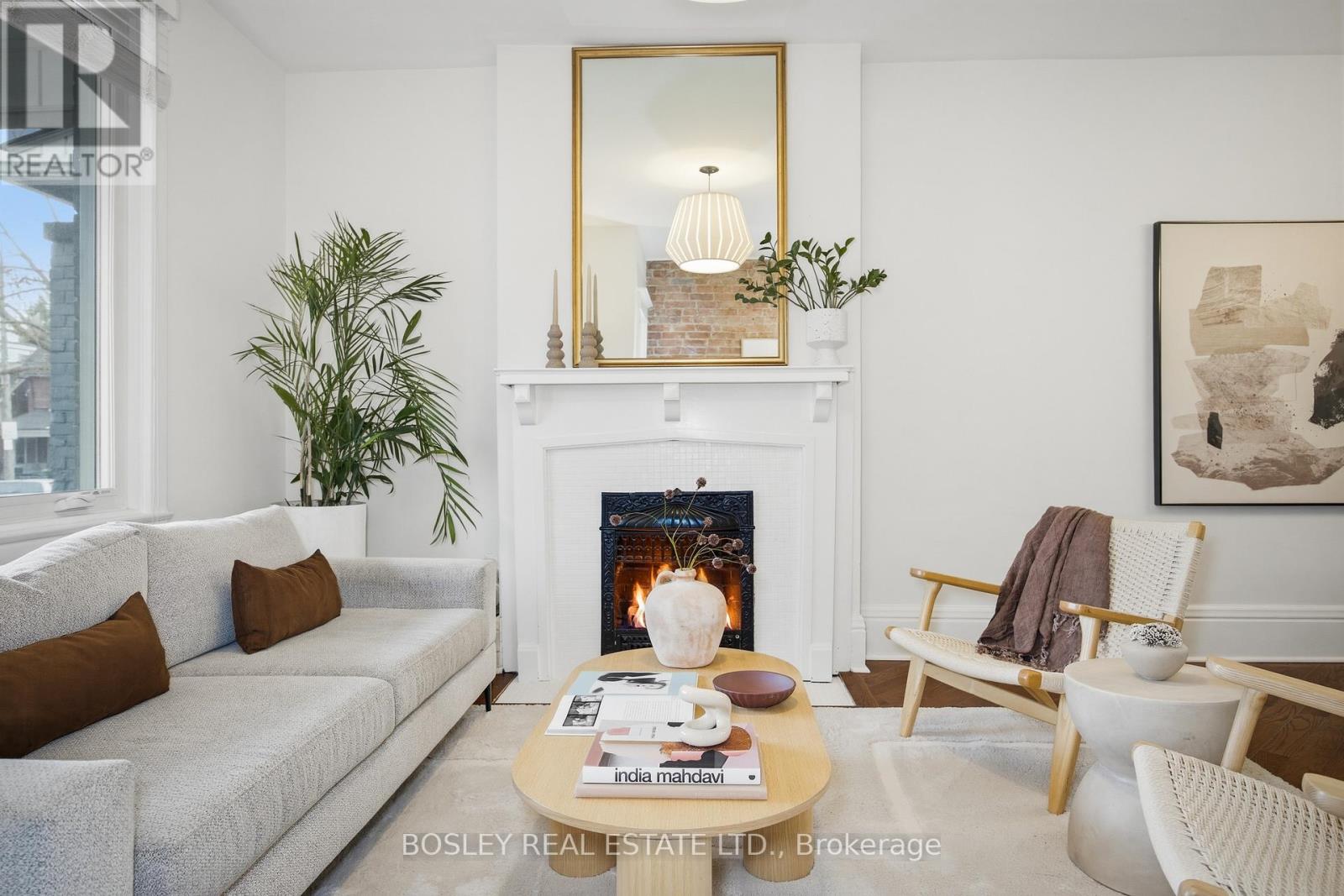 118 Mountjoy Avenue, Toronto, Ontario  M4J 1J8 - Photo 4 - E13032902