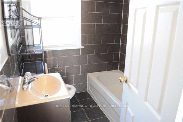 9 Oakworth (Main And Second Floor) Crescent, Toronto, Ontario  M1K 3T7 - Photo 13 - E13039718