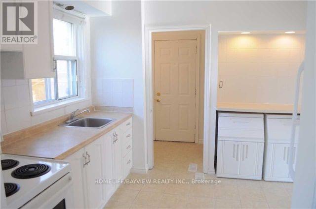 9 Oakworth (Main And Second Floor) Crescent, Toronto, Ontario  M1K 3T7 - Photo 4 - E13039718