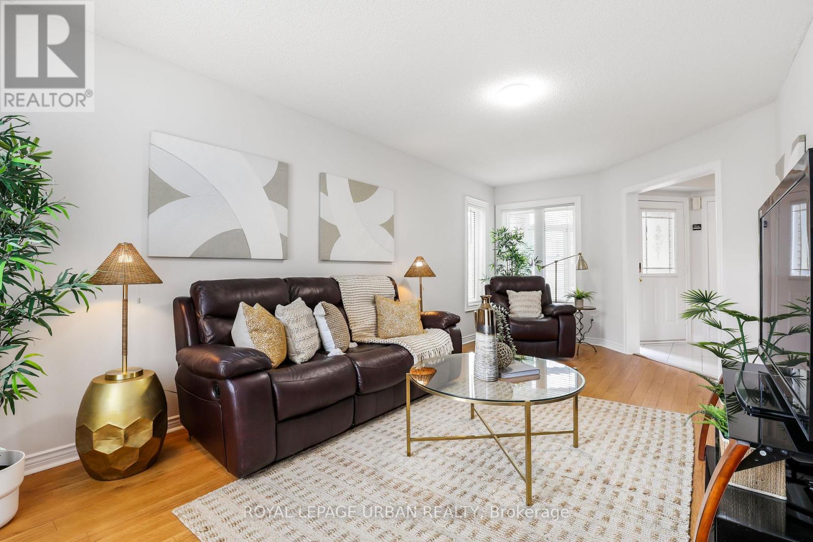 1505 Garland Crescent, Pickering, Ontario  L1V 7B3 - Photo 6 - E13039780