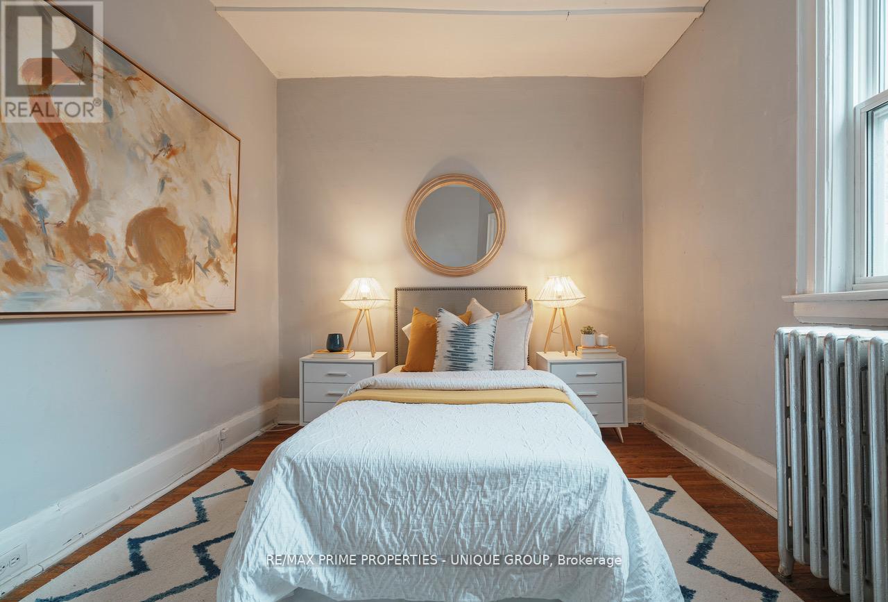 Main - 3 Bonfield Avenue, Toronto, Ontario  M4E 1B9 - Photo 9 - E13039908