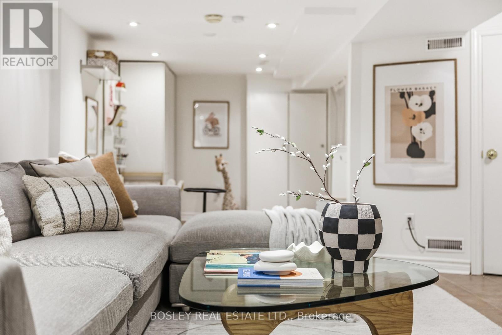 118 Mountjoy Avenue, Toronto, Ontario  M4J 1J8 - Photo 27 - E13032902