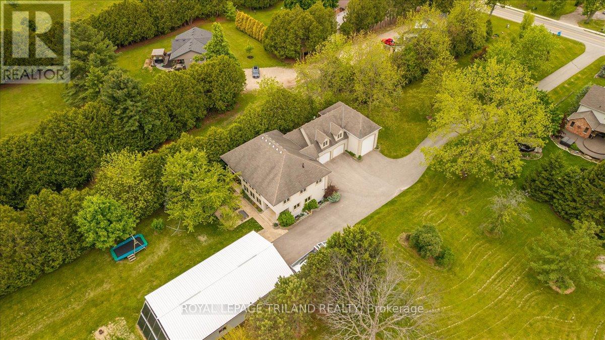 3115 Napperton Drive, Adelaide Metcalfe, Ontario  N7G 3H8 - Photo 5 - X12900960