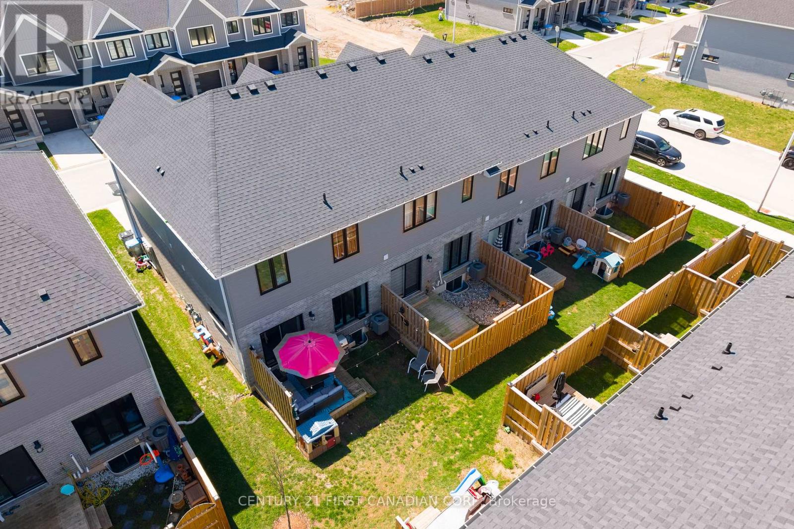 1-30 Miller Drive, Lucan Biddulph, Ontario  N0M 2J0 - Photo 8 - X13038192