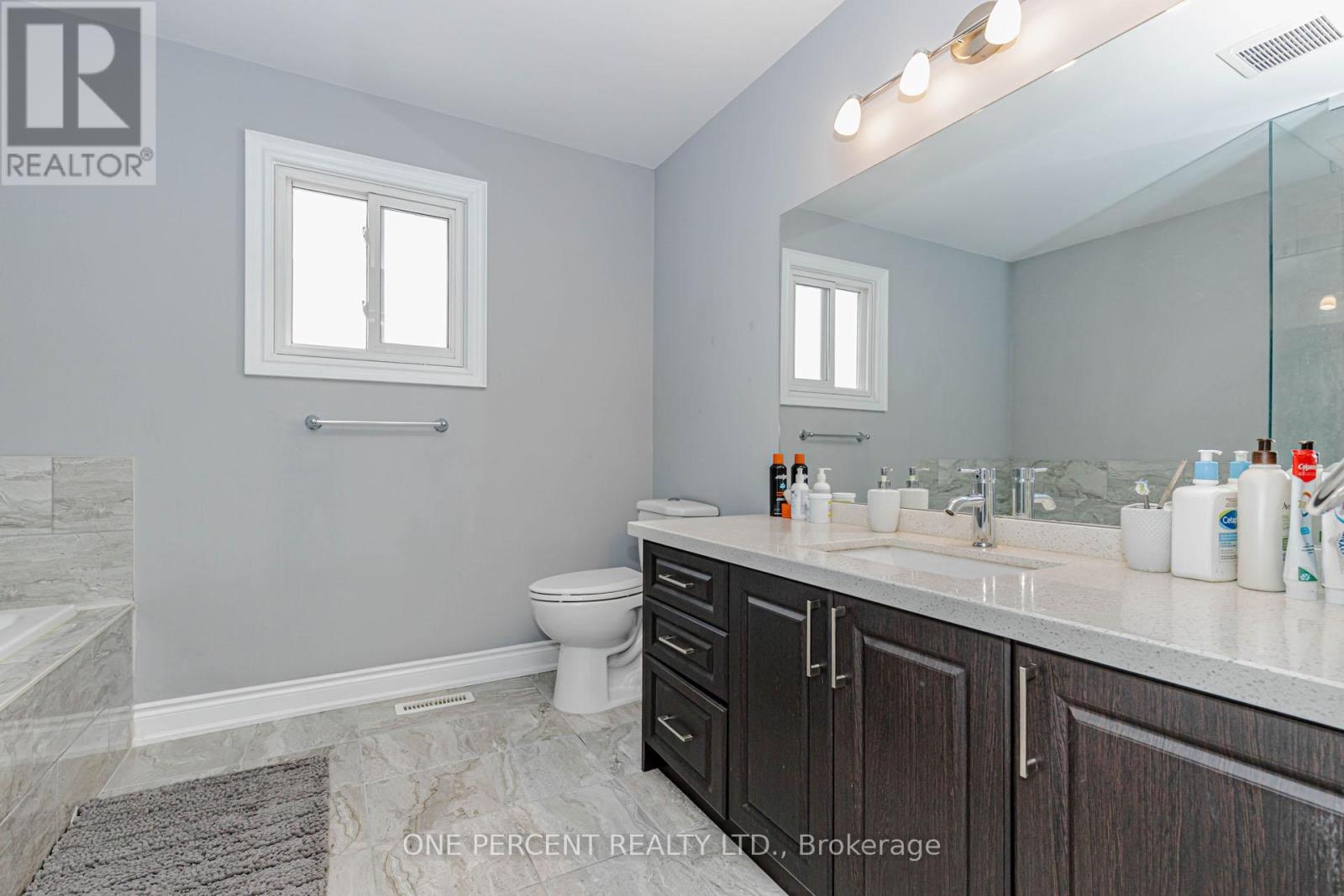 52 Timberlane Drive, Brampton, Ontario  L6Y 4B6 - Photo 23 - W12791218