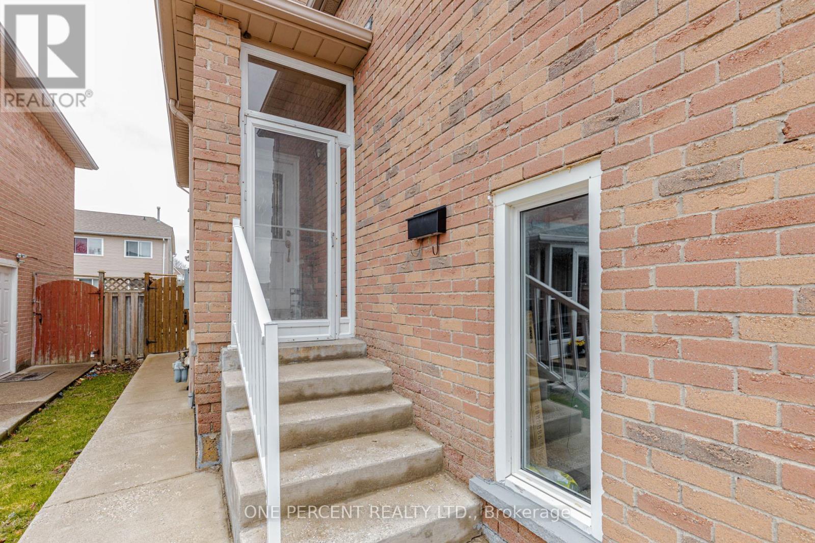 52 Timberlane Drive, Brampton, Ontario  L6Y 4B6 - Photo 48 - W12791218