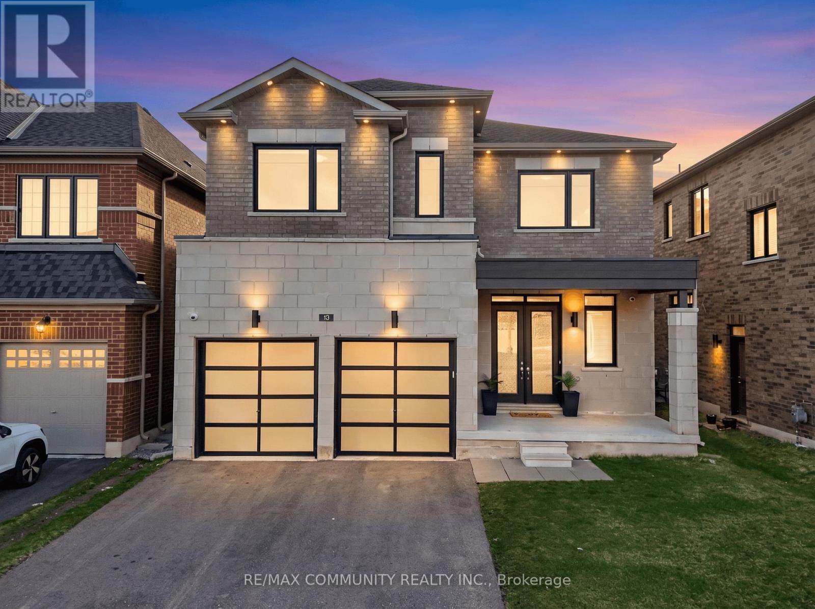 10 NIGH DRIVE, Markham, Ontario