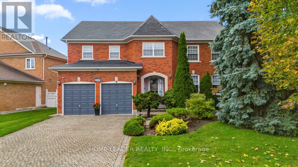 61 KING'S CROSS AVENUE, Richmond Hill, Ontario