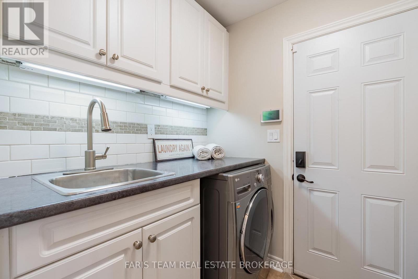 43 Maple Crown Terrace, Barrie, Ontario  L4M 7H9 - Photo 21 - S13039686