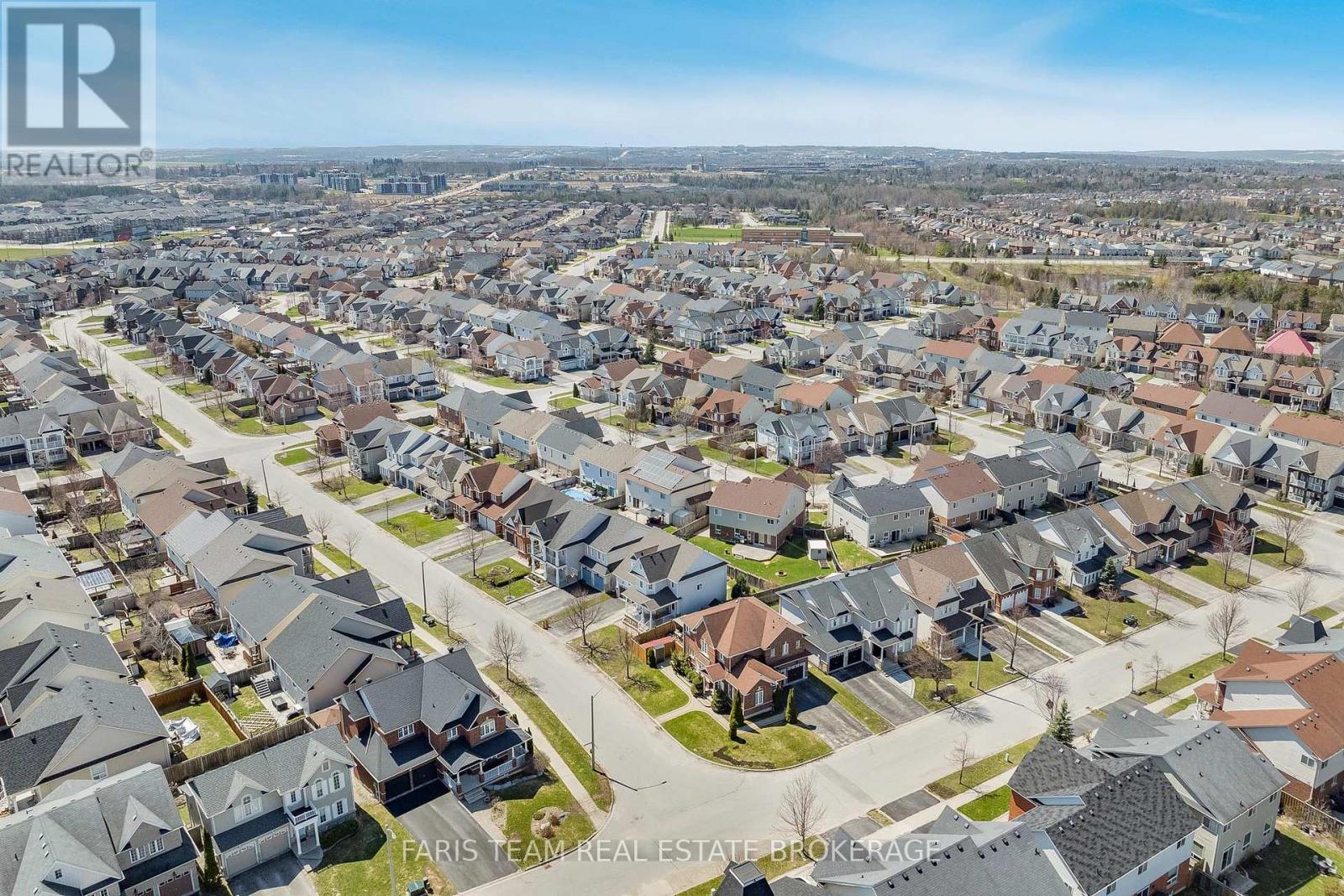 43 Maple Crown Terrace, Barrie, Ontario  L4M 7H9 - Photo 42 - S13039686