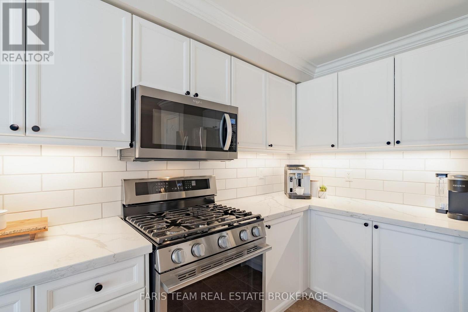 43 Maple Crown Terrace, Barrie, Ontario  L4M 7H9 - Photo 8 - S13039686