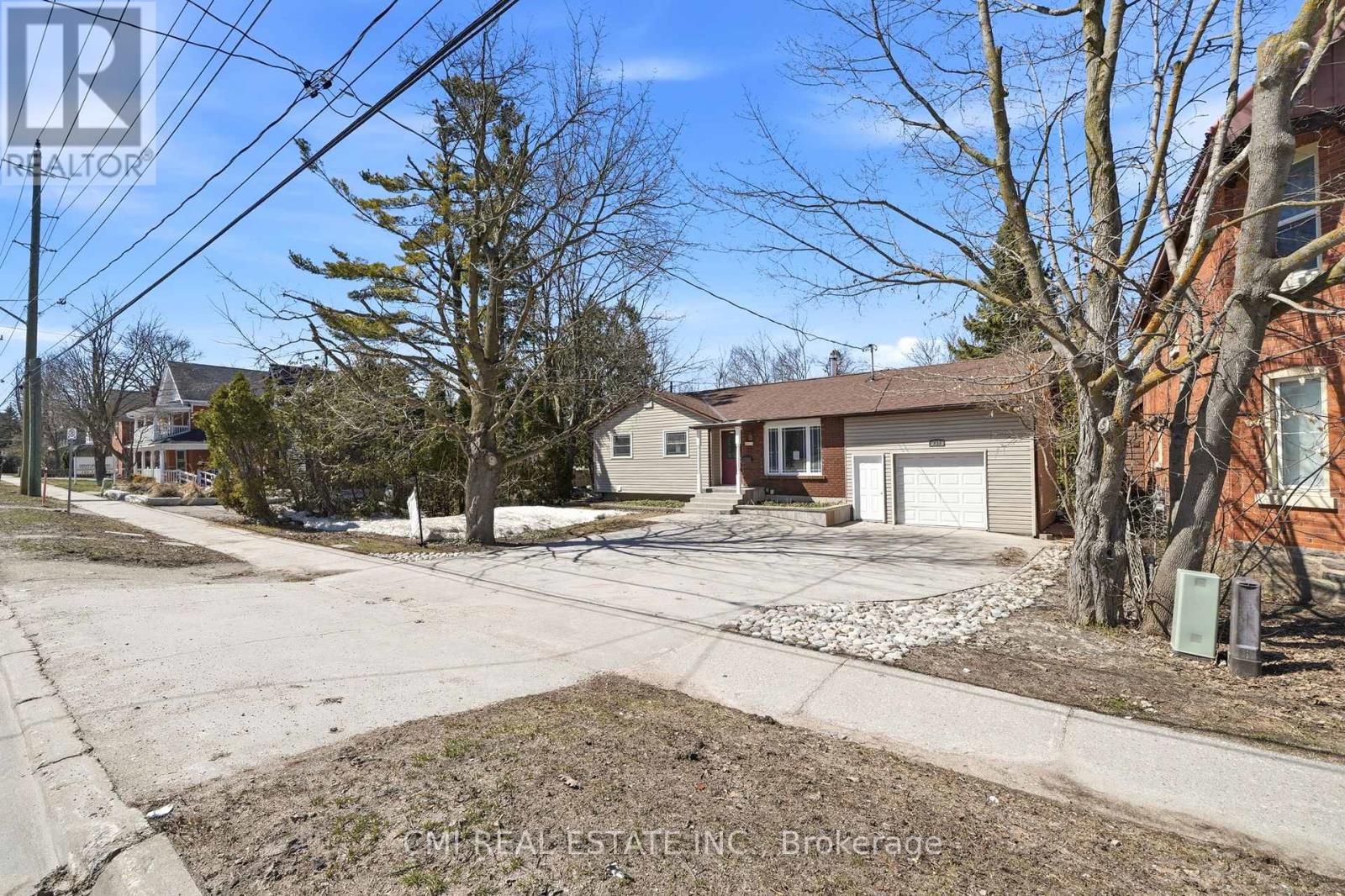 268 Mississaga Street W, Orillia, Ontario  L3V 3B8 - Photo 4 - S13039822