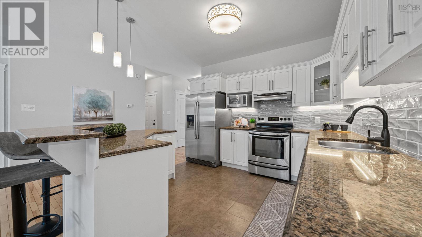 11 Kirkwood Court, Bedford, Nova Scotia  B4A 0A9 - Photo 7 - 202604465