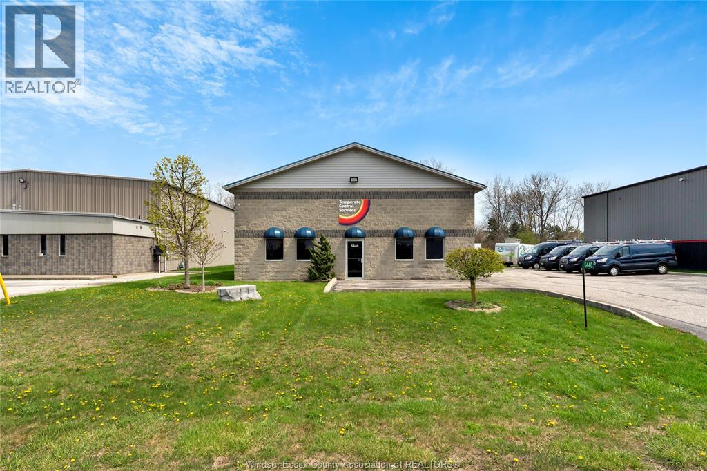 5440 Dicocco Court, Tecumseh, Ontario  N0R 1L0 - Photo 2 - 26009094