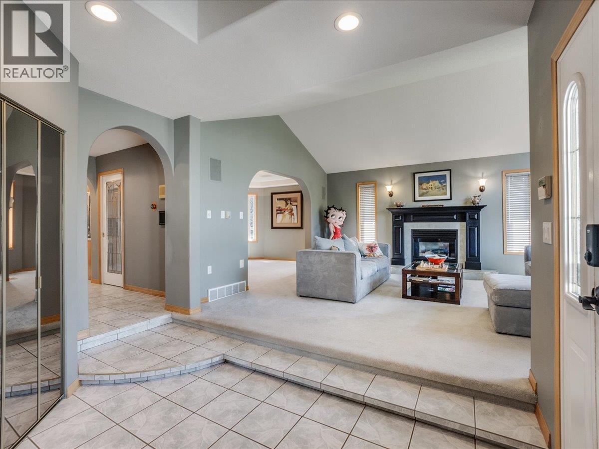 1063 Bridgeview Crescent, Castlegar, British Columbia  V1N 3H7 - Photo 18 - 10384172