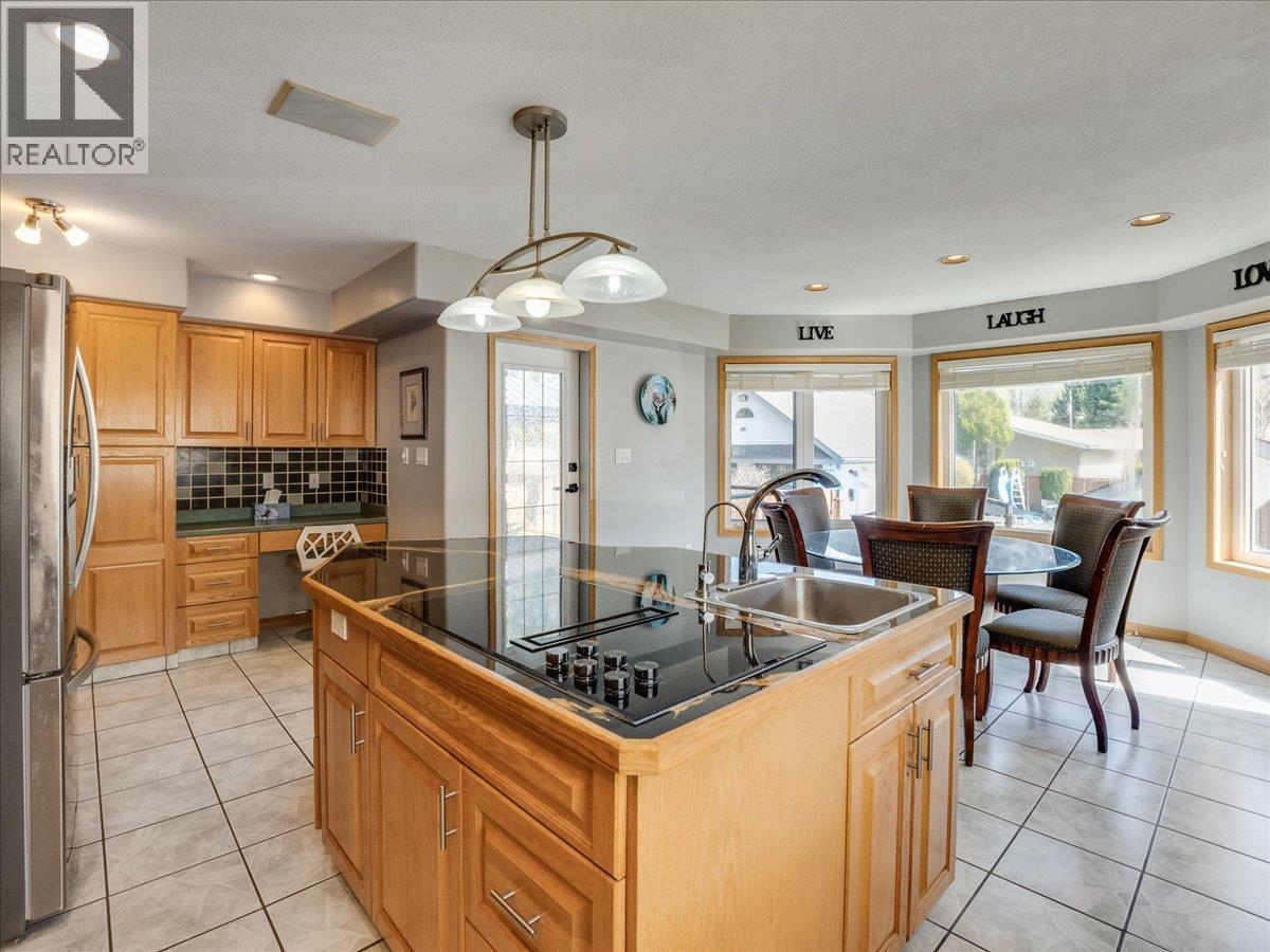 1063 Bridgeview Crescent, Castlegar, British Columbia  V1N 3H7 - Photo 36 - 10384172