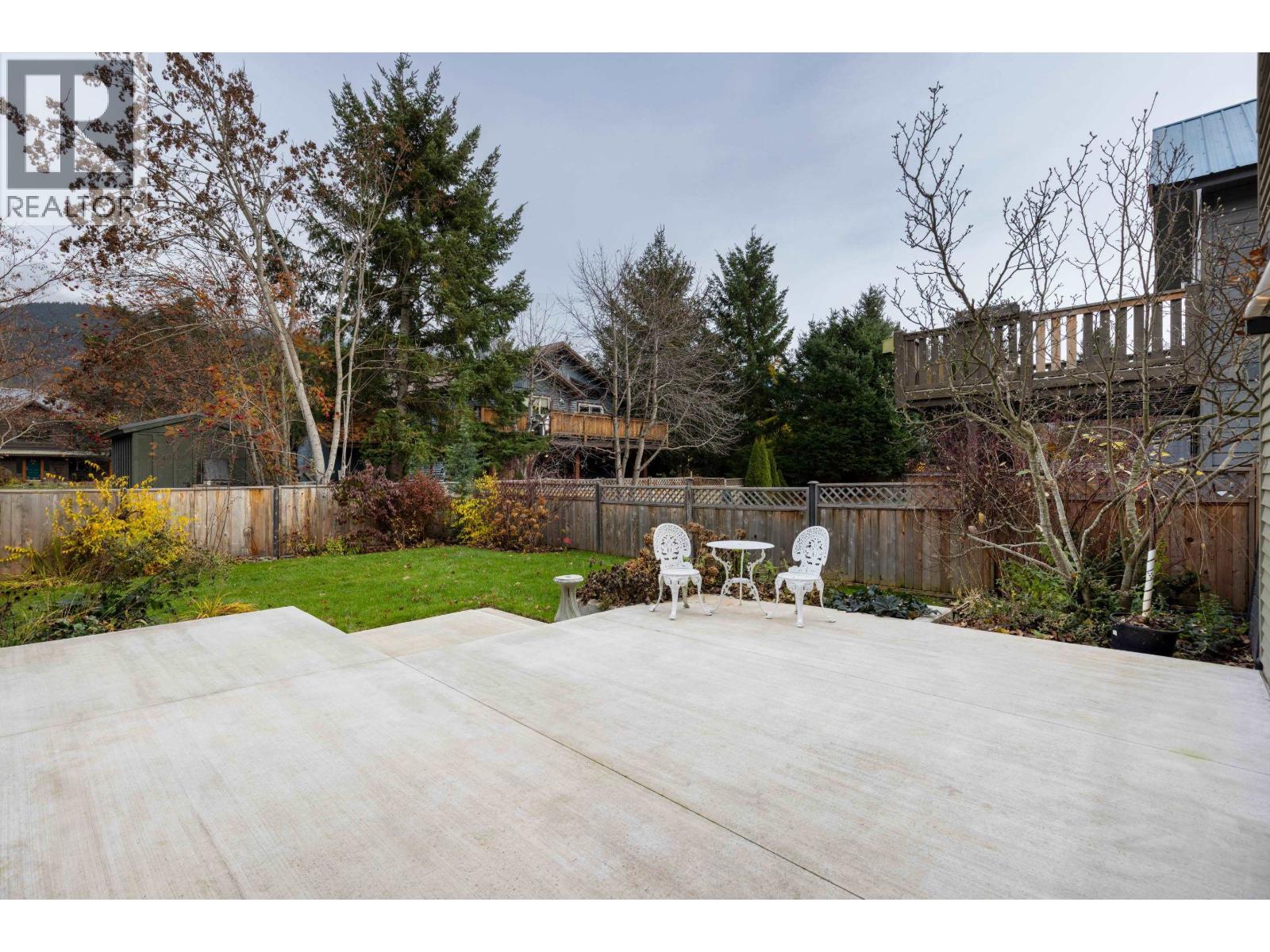 1469 Olive Street, Pemberton, British Columbia  V0N 2L0 - Photo 39 - R3067735