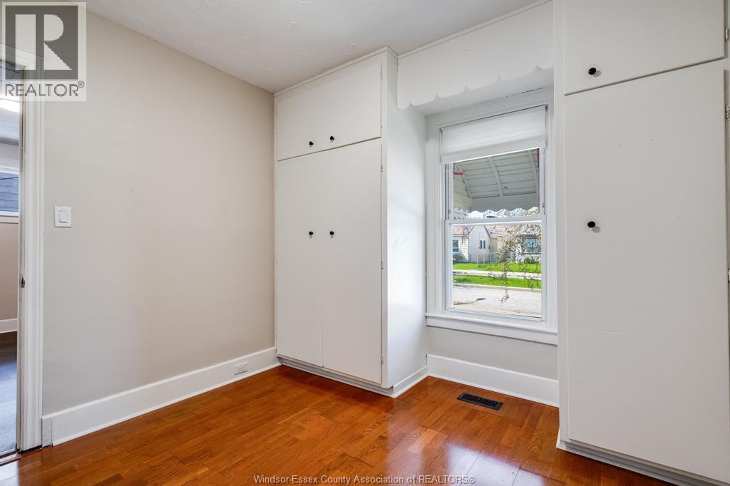 1062 Lena Avenue, Windsor, Ontario  N9C 3K4 - Photo 11 - 26009113