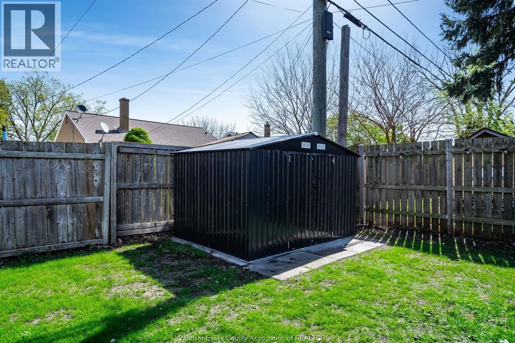 1062 Lena Avenue, Windsor, Ontario  N9C 3K4 - Photo 27 - 26009113