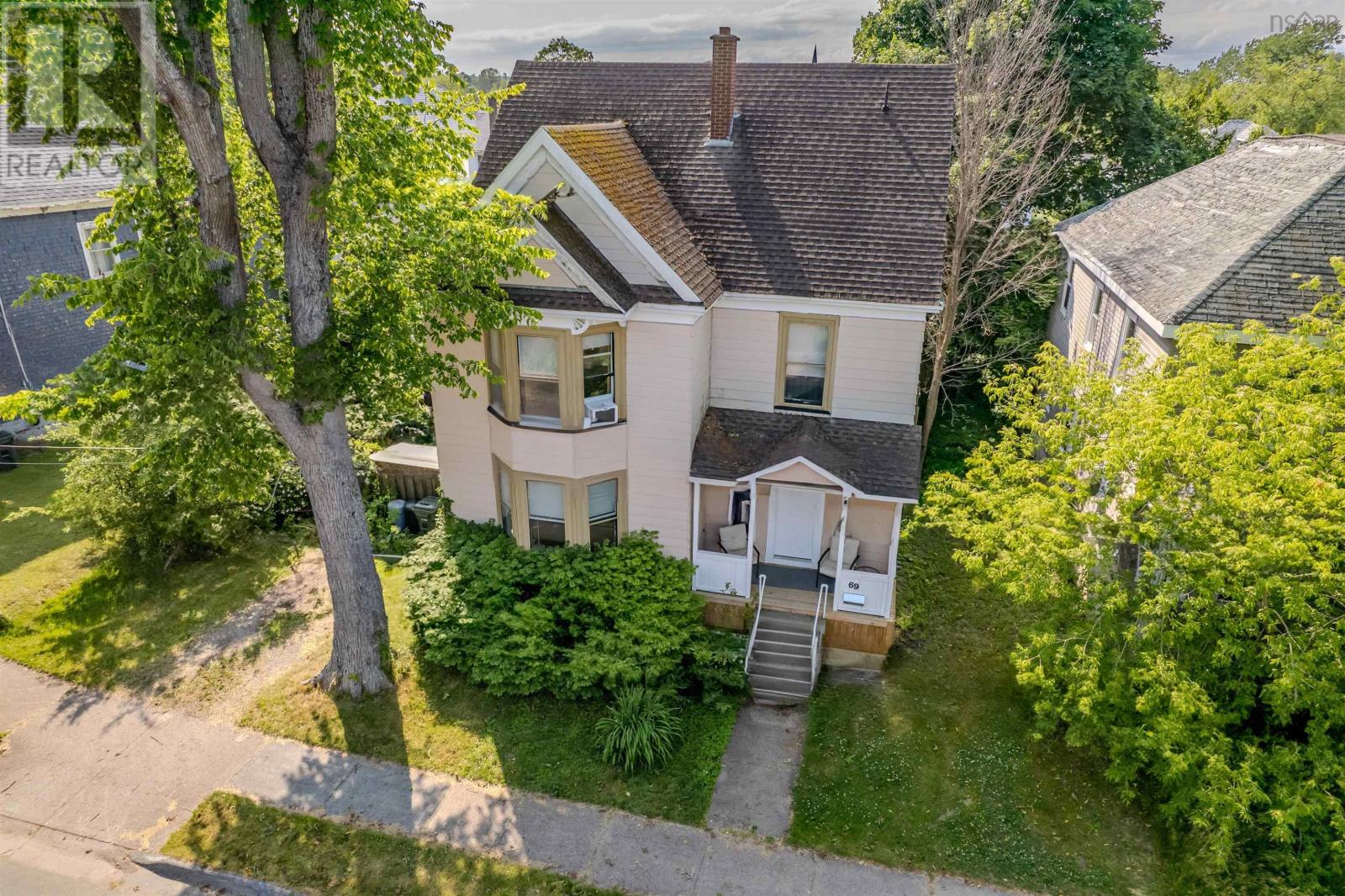 69 Union Street, Sydney, Nova Scotia  B1P 4X6 - Photo 3 - 202601301