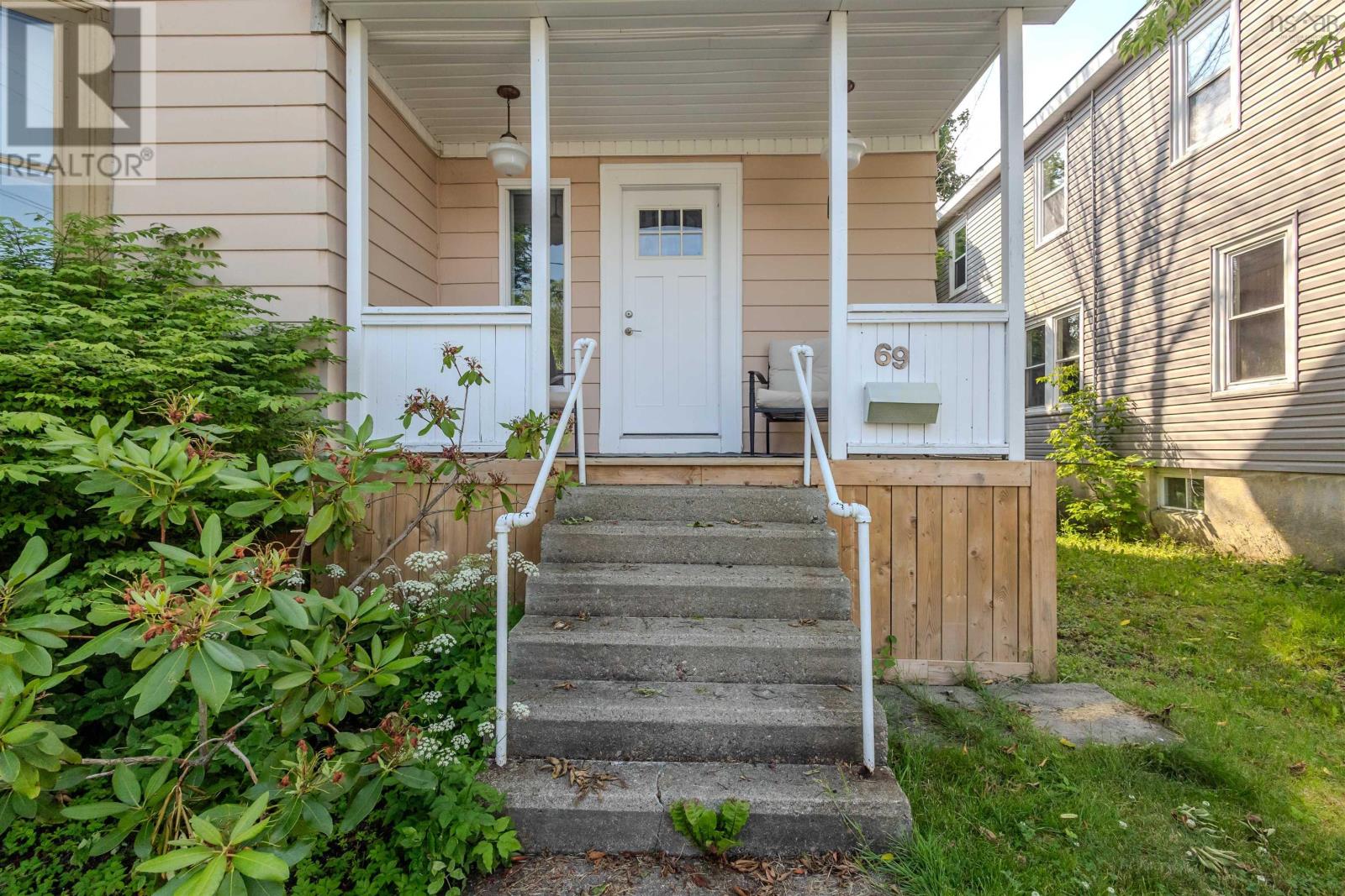 69 Union Street, Sydney, Nova Scotia  B1P 4X6 - Photo 4 - 202601301