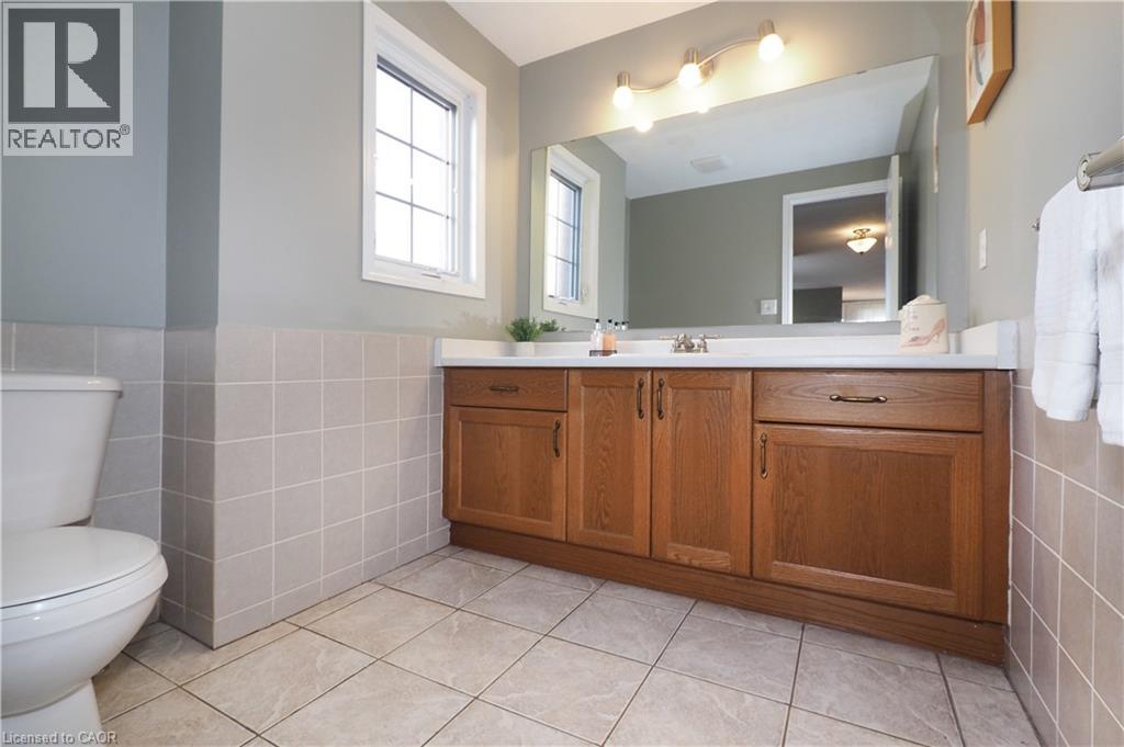 75 Donnenwerth Drive, Kitchener, Ontario  N2E 3W6 - Photo 10 - 40814557