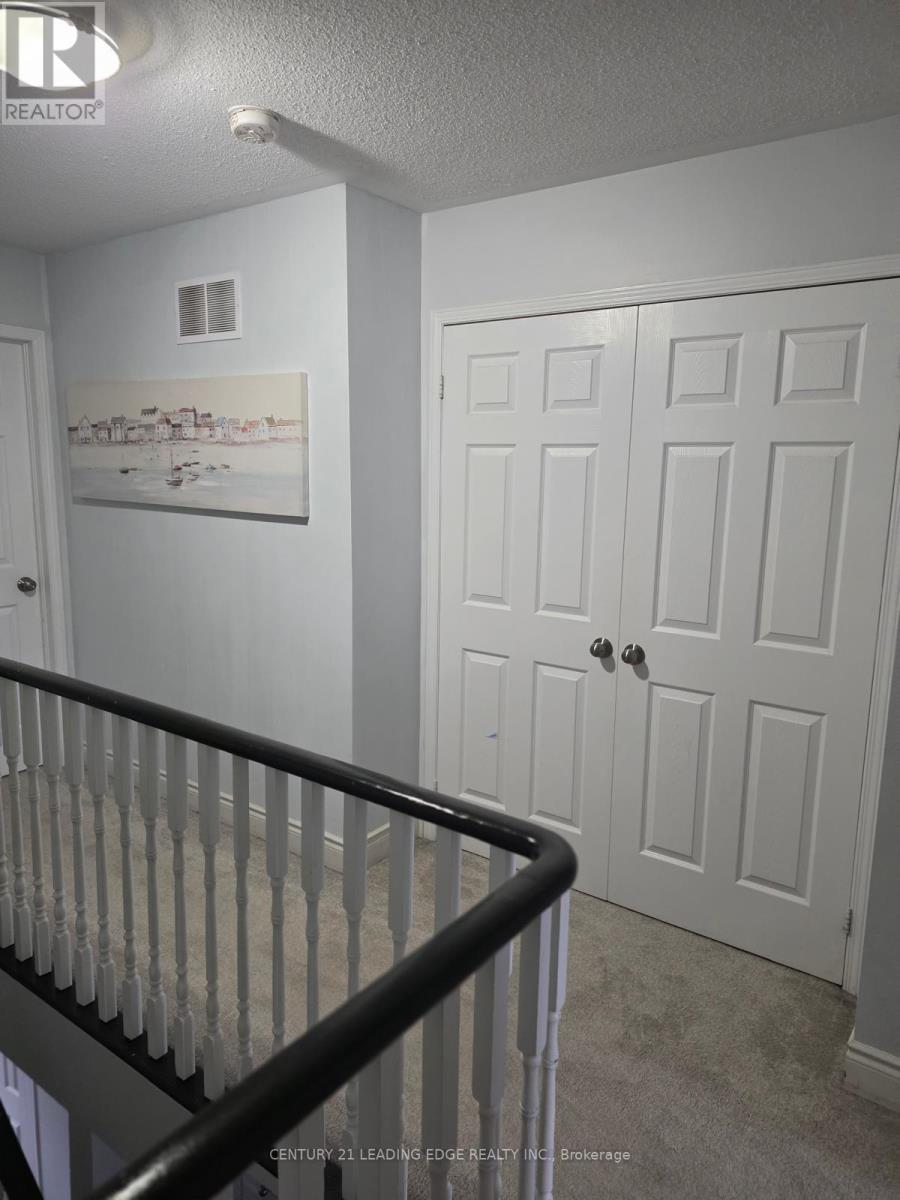 90 Niagara Trail, Halton Hills, Ontario  L7G 0A8 - Photo 12 - W13039644