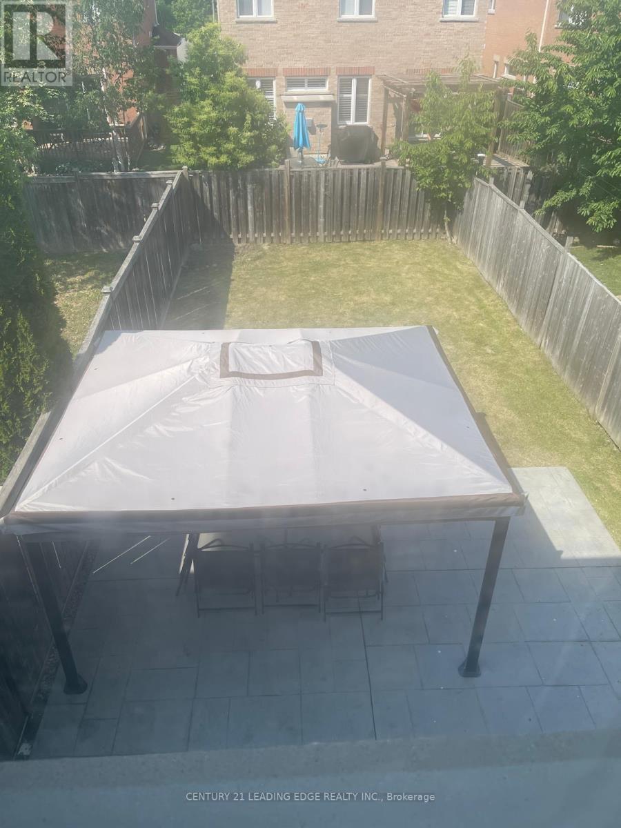 90 Niagara Trail, Halton Hills, Ontario  L7G 0A8 - Photo 2 - W13039644