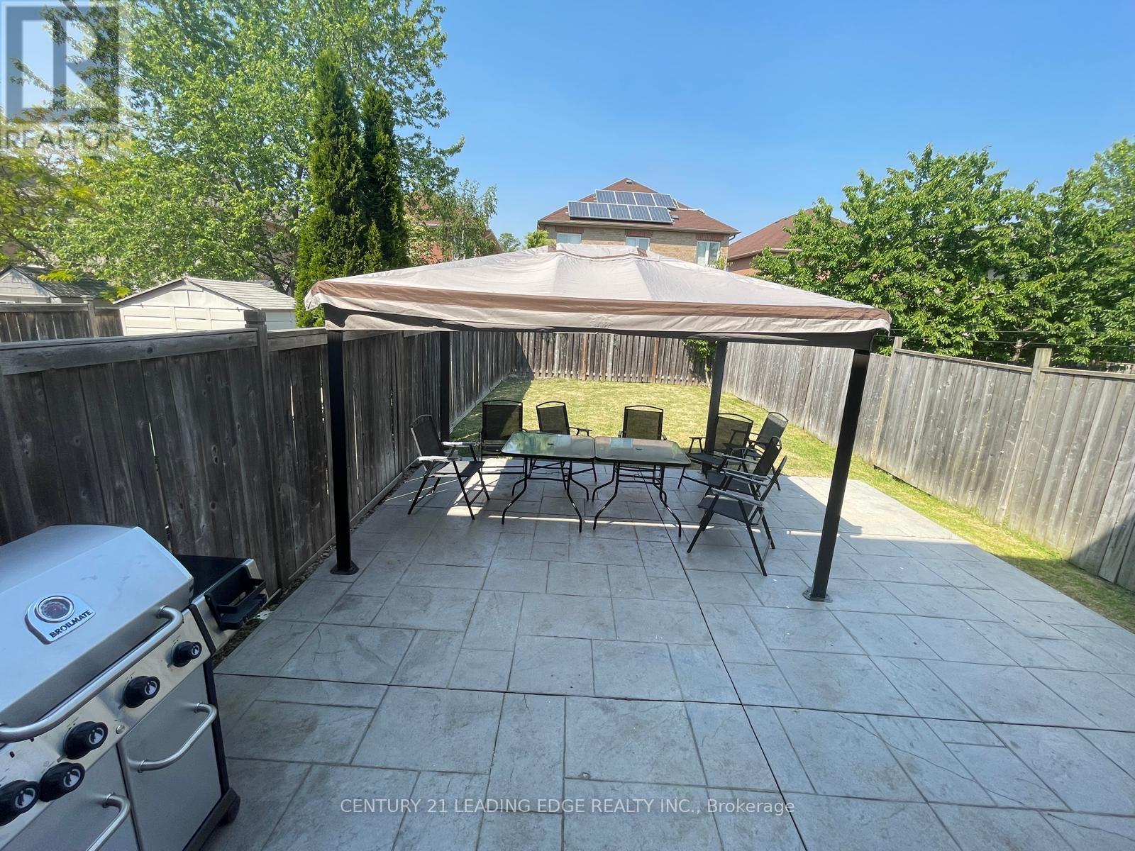 90 Niagara Trail, Halton Hills, Ontario  L7G 0A8 - Photo 3 - W13039644