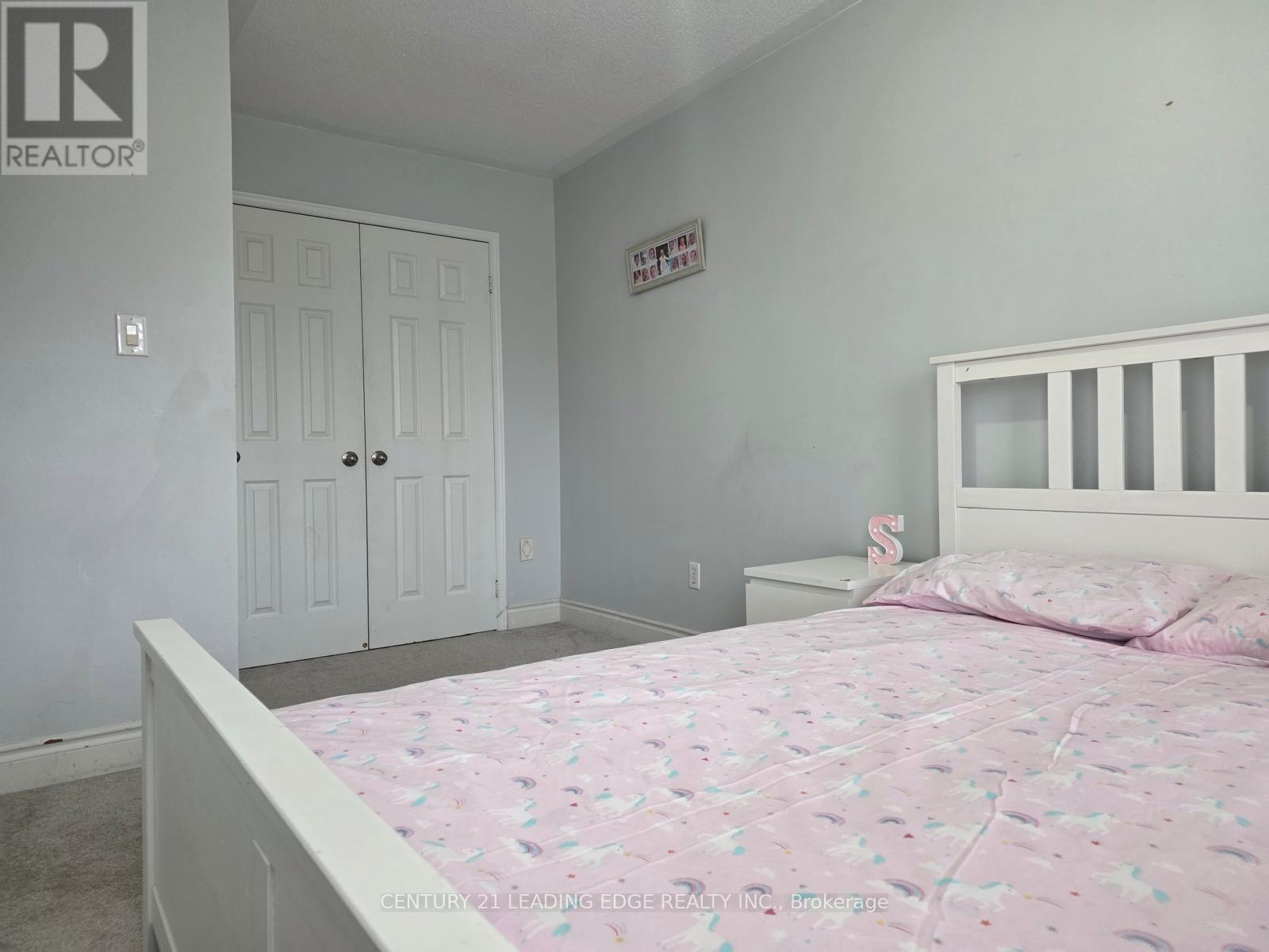 90 Niagara Trail, Halton Hills, Ontario  L7G 0A8 - Photo 6 - W13039644