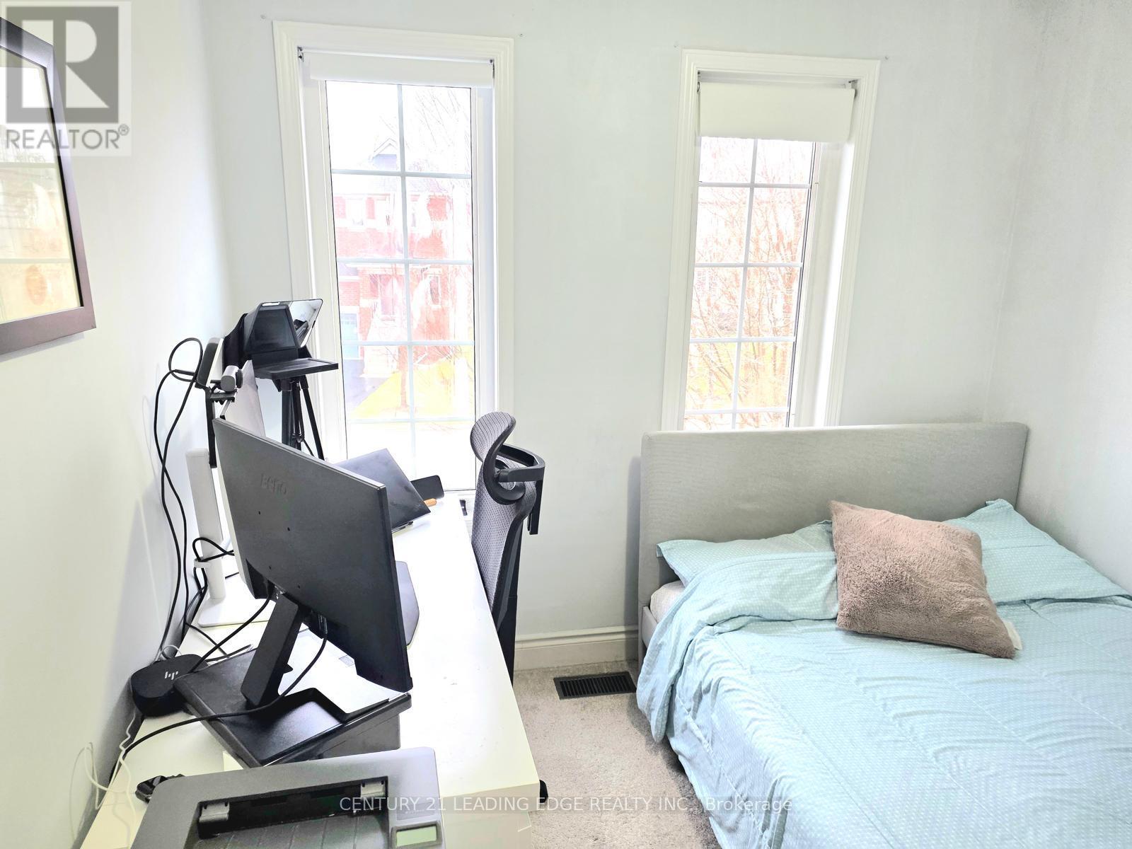 90 Niagara Trail, Halton Hills, Ontario  L7G 0A8 - Photo 8 - W13039644