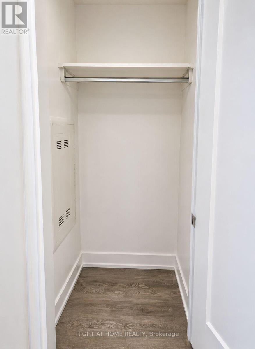 1534 - 5 Mabelle Avenue, Toronto, Ontario  M9A 0C8 - Photo 8 - W13039680