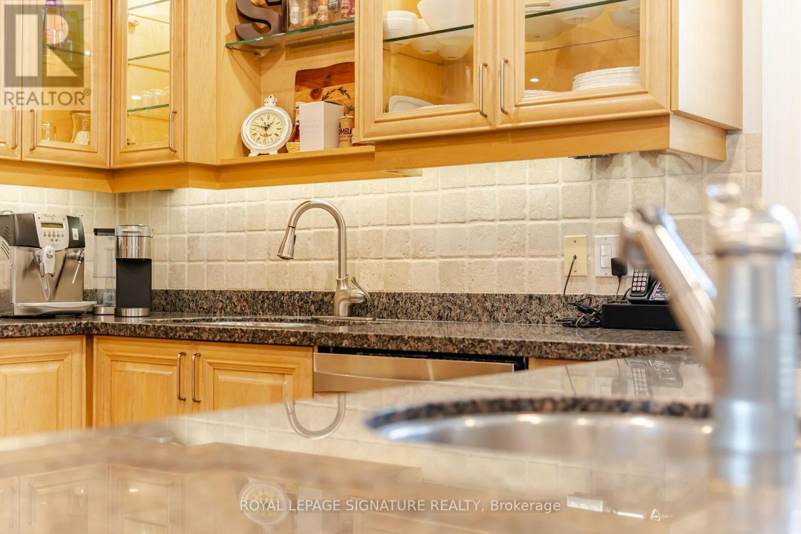 762 Vermouth Avenue, Mississauga, Ontario  L5A 3T3 - Photo 9 - W13039916