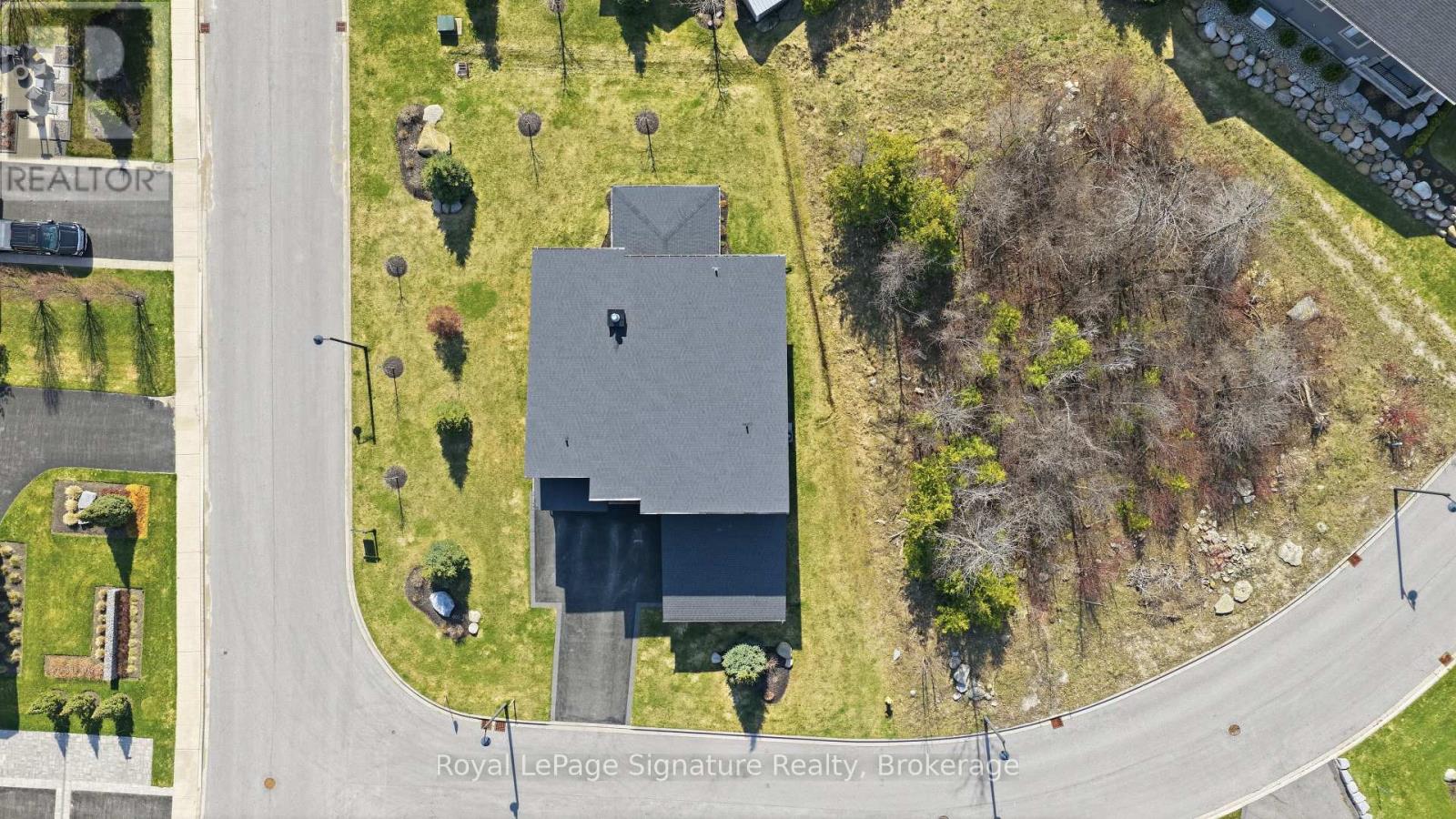 149 Landry Lane, Blue Mountains, Ontario  N0H 2P0 - Photo 39 - X12848610