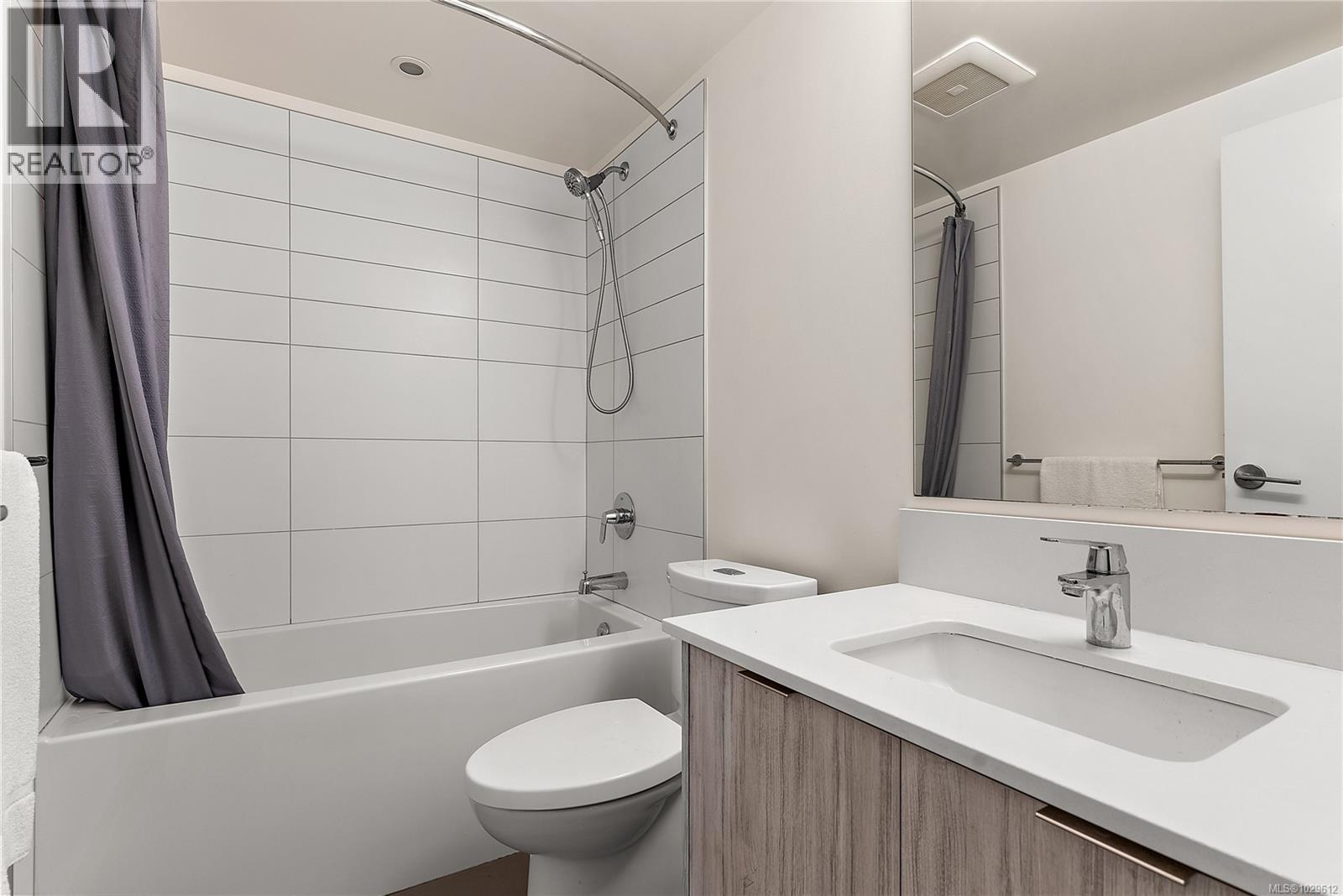 310 845 Johnson St, Victoria, British Columbia  V8W 0G3 - Photo 13 - 1029612