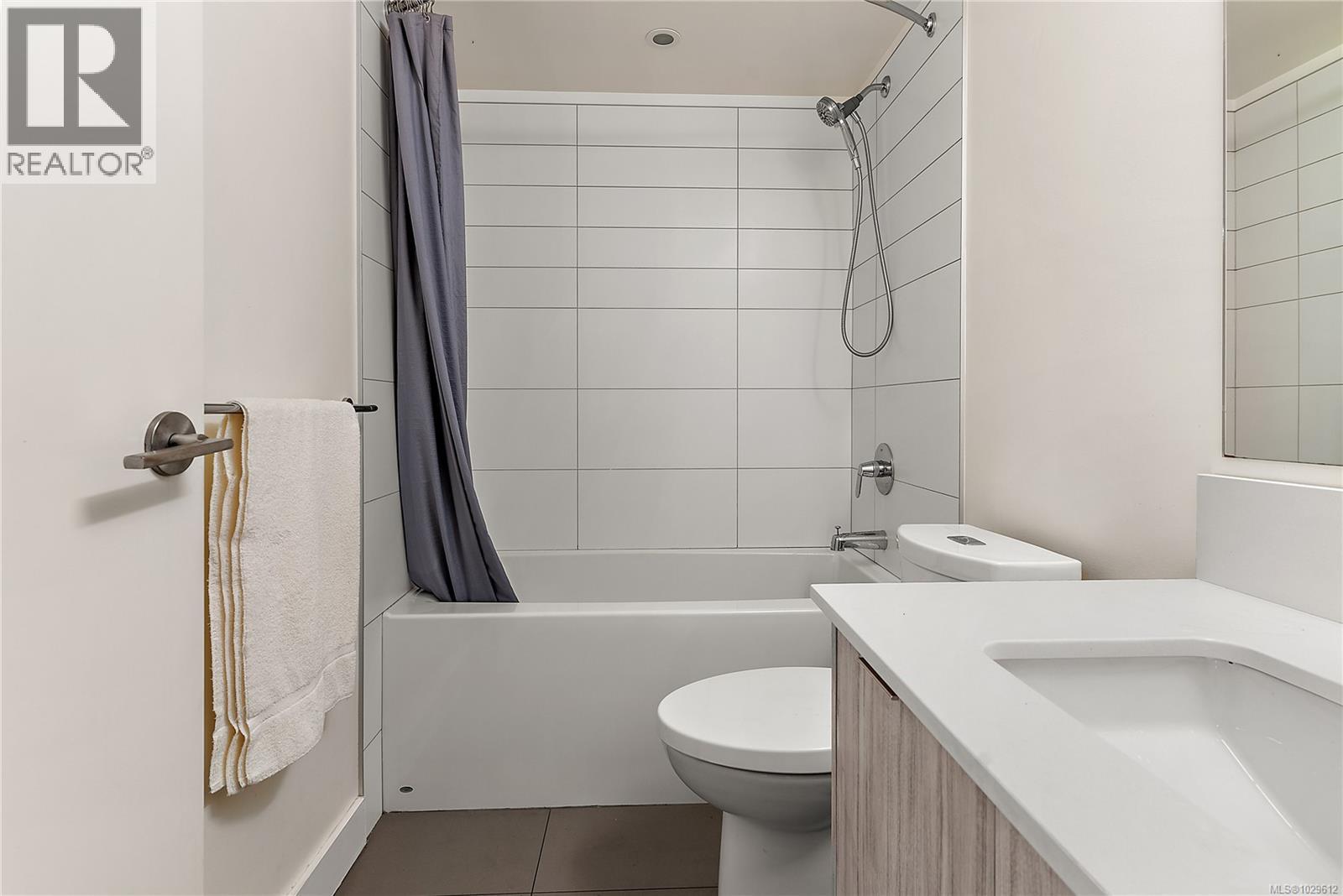 310 845 Johnson St, Victoria, British Columbia  V8W 0G3 - Photo 14 - 1029612