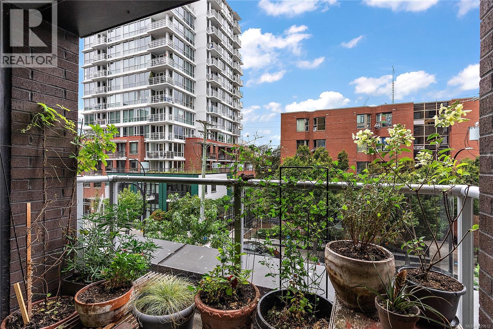 310 845 Johnson St, Victoria, British Columbia  V8W 0G3 - Photo 15 - 1029612