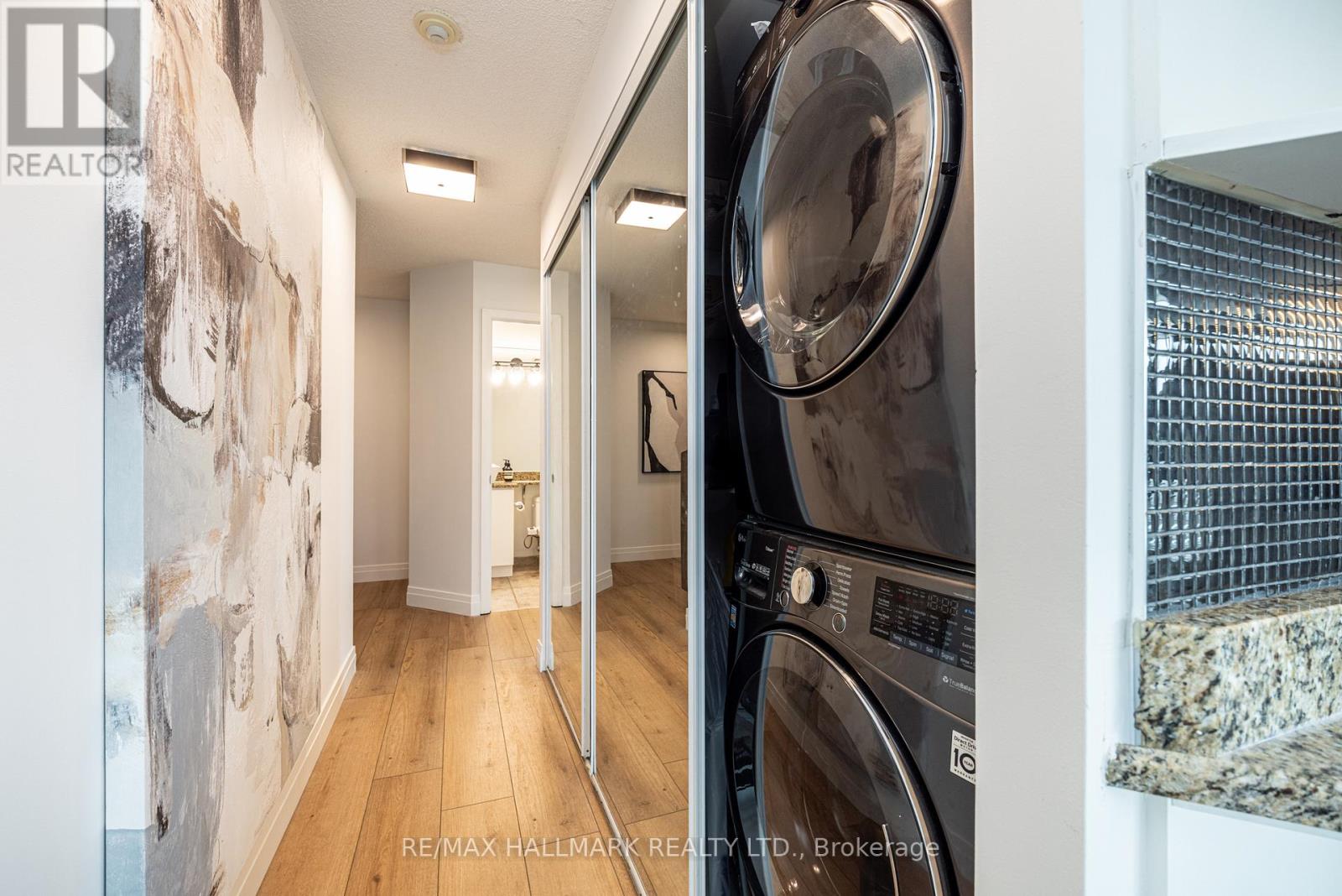 1120 - 231 Fort York Boulevard, Toronto, Ontario  M5V 1B2 - Photo 18 - C12964232