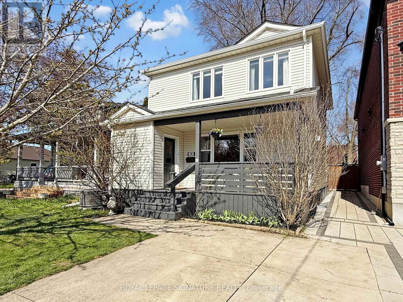 79 Meighen Avenue, Toronto, Ontario  M4B 2H4 - Photo 2 - E13039992