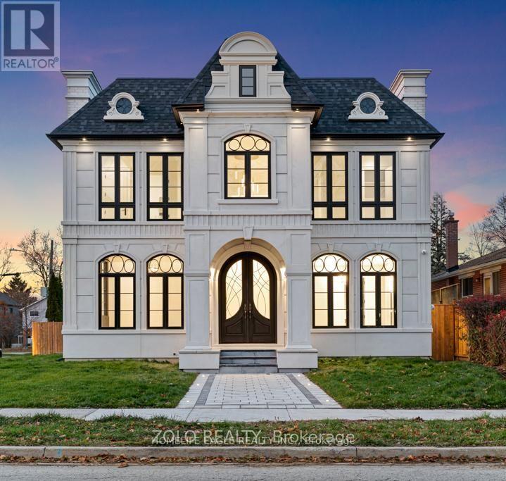 52 CHILD DRIVE, Aurora, Ontario