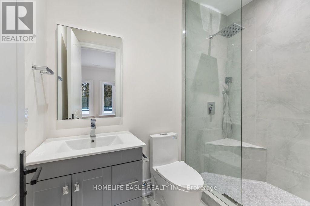 52 Child Drive, Aurora, Ontario  L4G 1Y5 - Photo 32 - N12991166